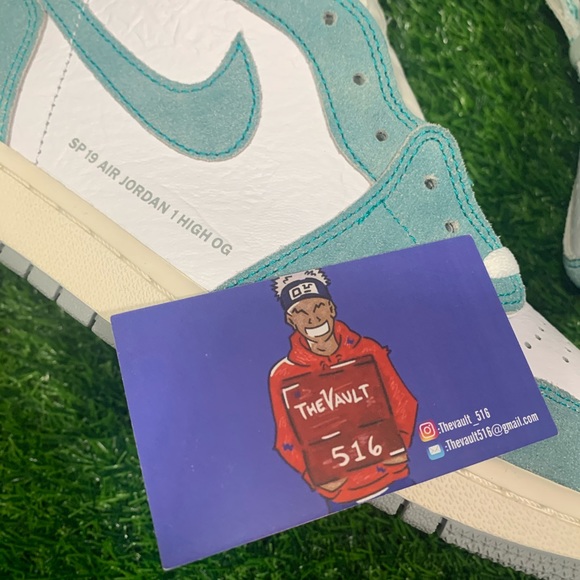 2019 Air Jordan 1 Retro High OG “Turbo Green” - Picture 14 of 16